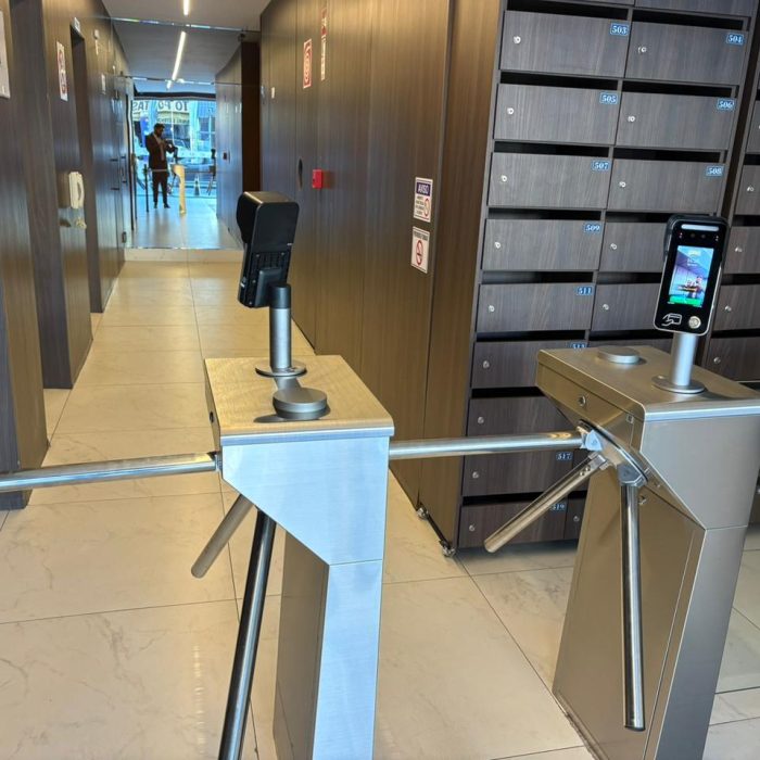 WhatsApp Image 2025-11-05 at 09.50.28 (2)